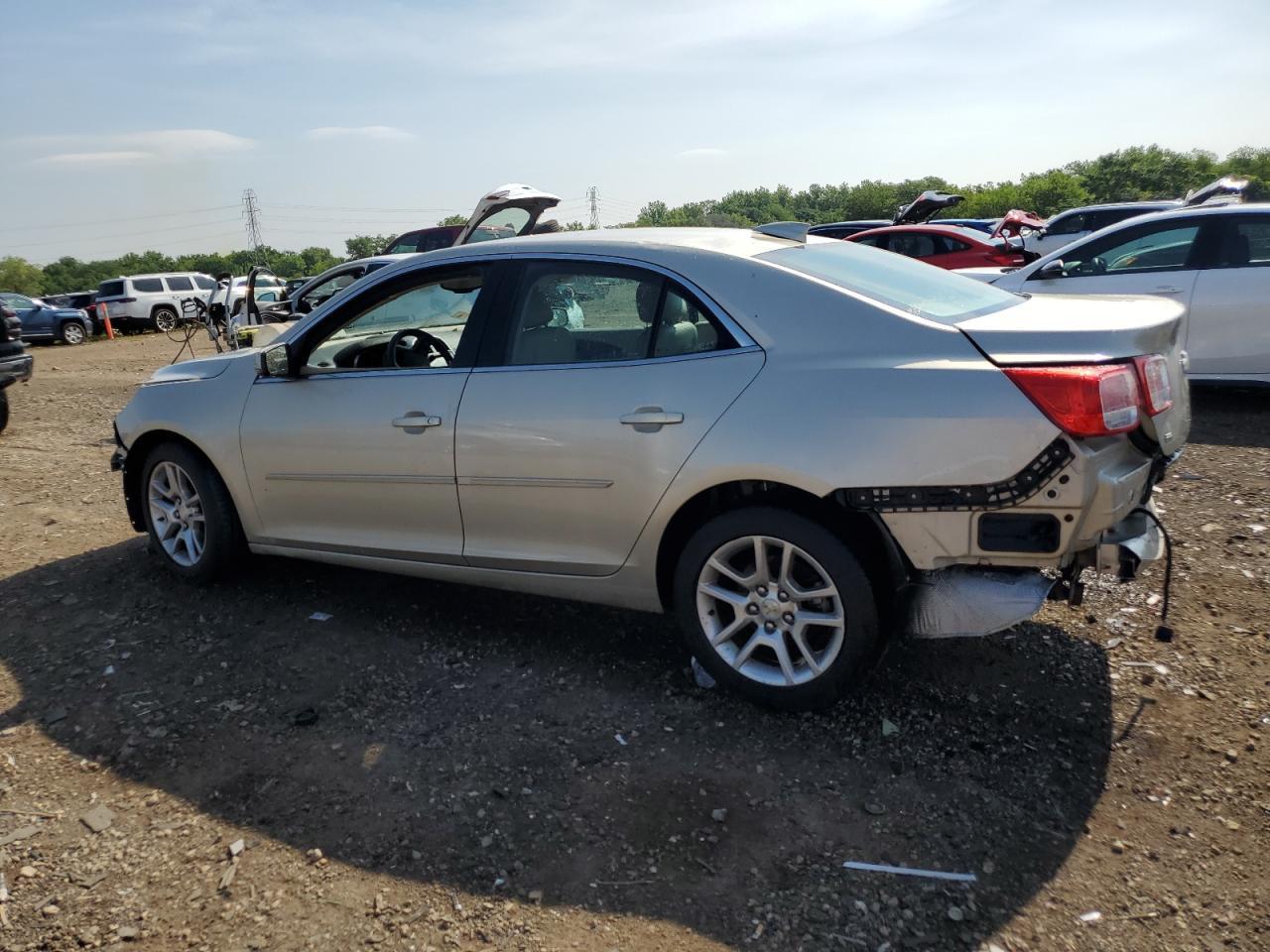 2015 Chevrolet Malibu 1Lt - Фото 2