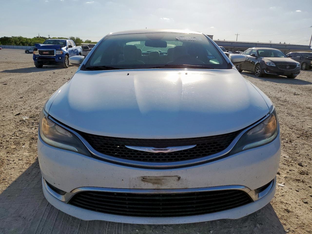 2015 Chrysler 200 Limited - Фото 5
