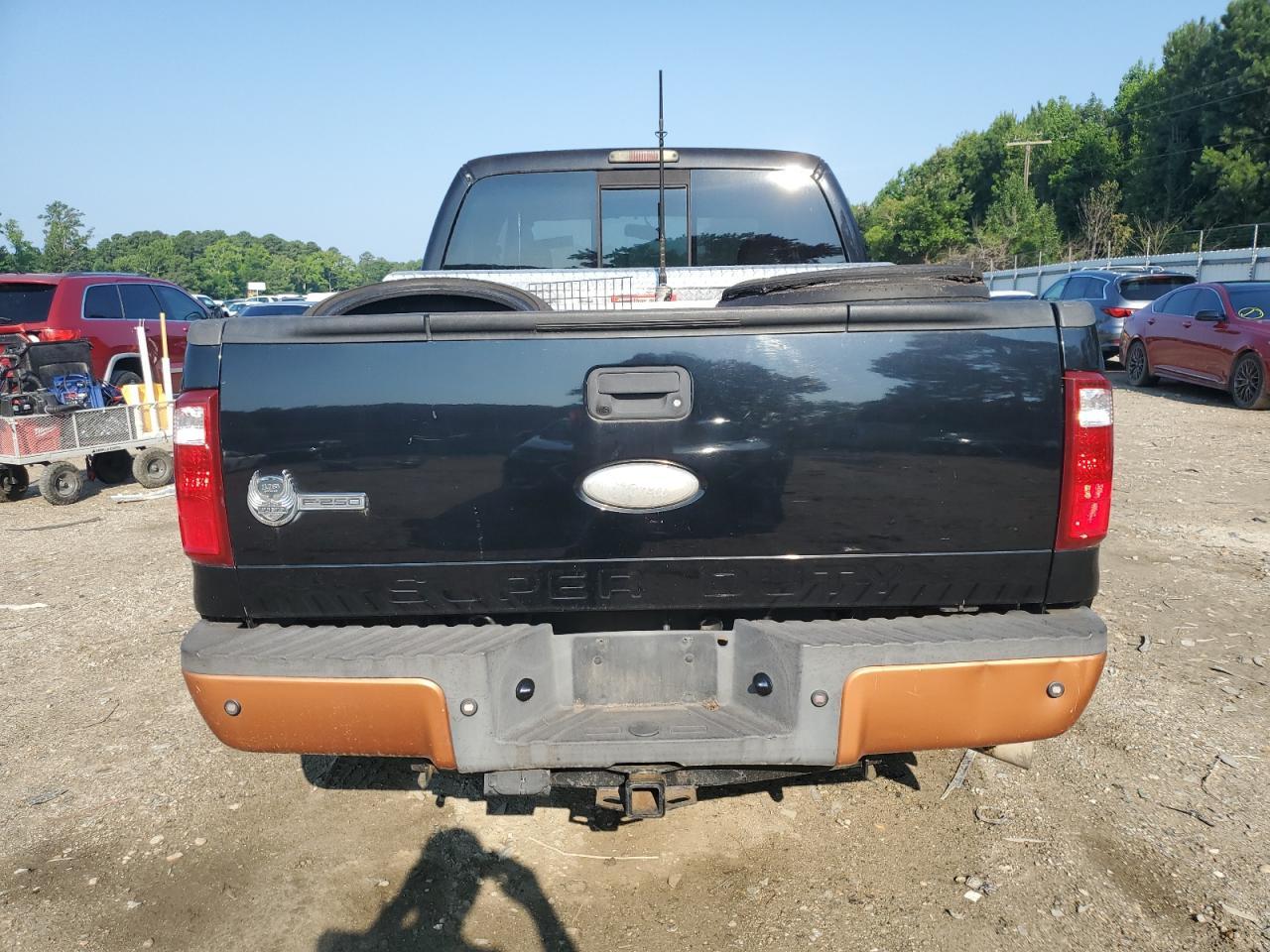 2008 Ford F250 - Image 6