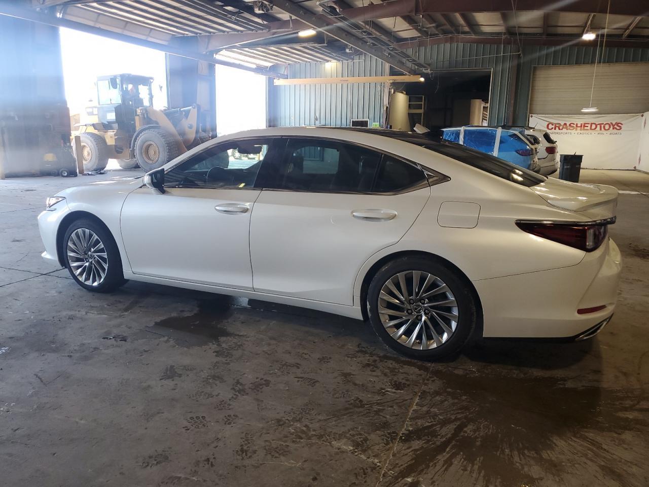 2023 Lexus Es 350 Base - Image 2