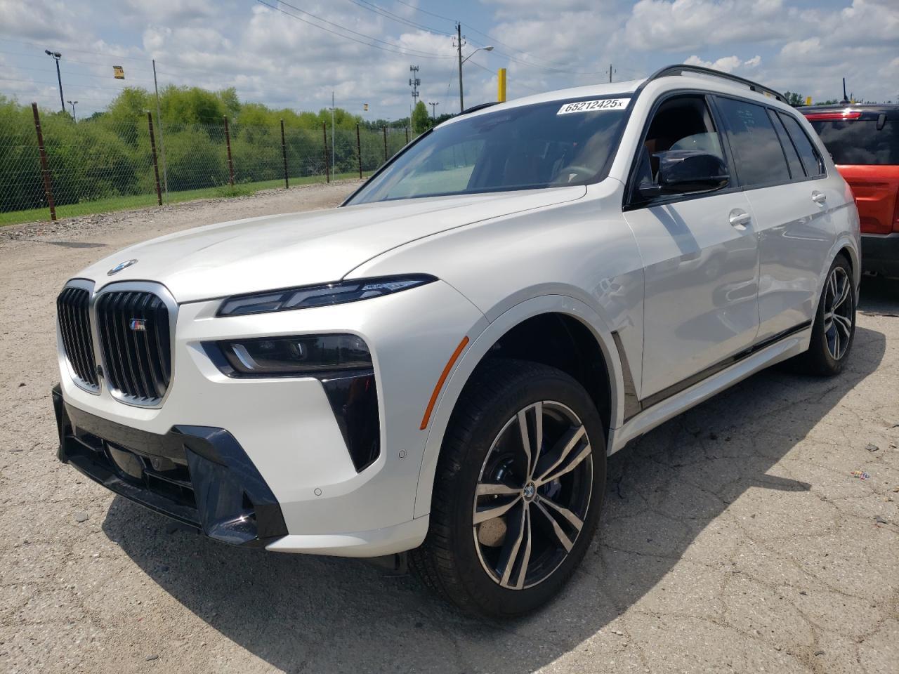 2025 BMW X7 M60I