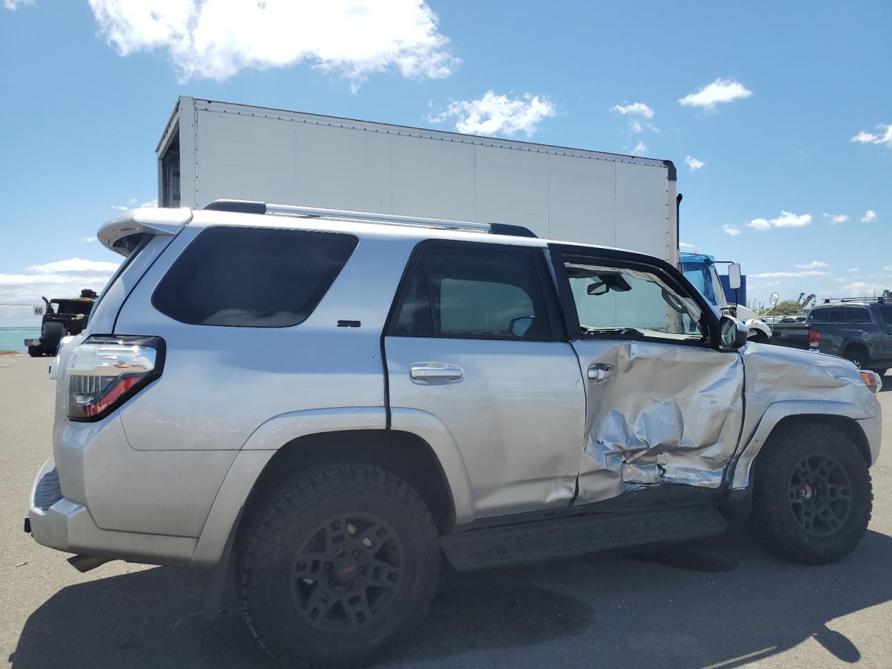 2024 Toyota 4Runner Sr5 - Image 3