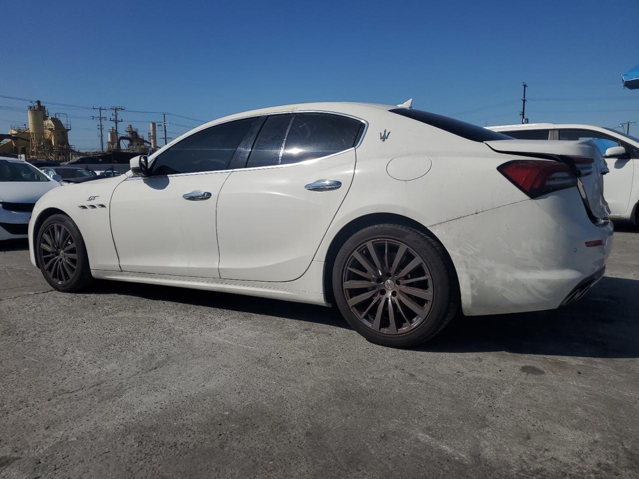 2022 Maserati Ghibli Base - Image 2
