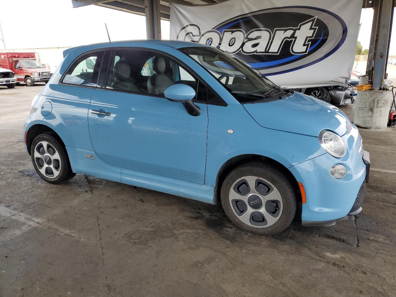 2015 Fiat 500 Electric - Фото 4