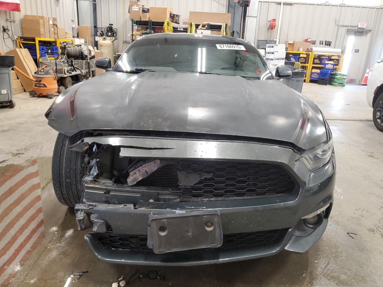 2016 Ford Mustang - Image 5