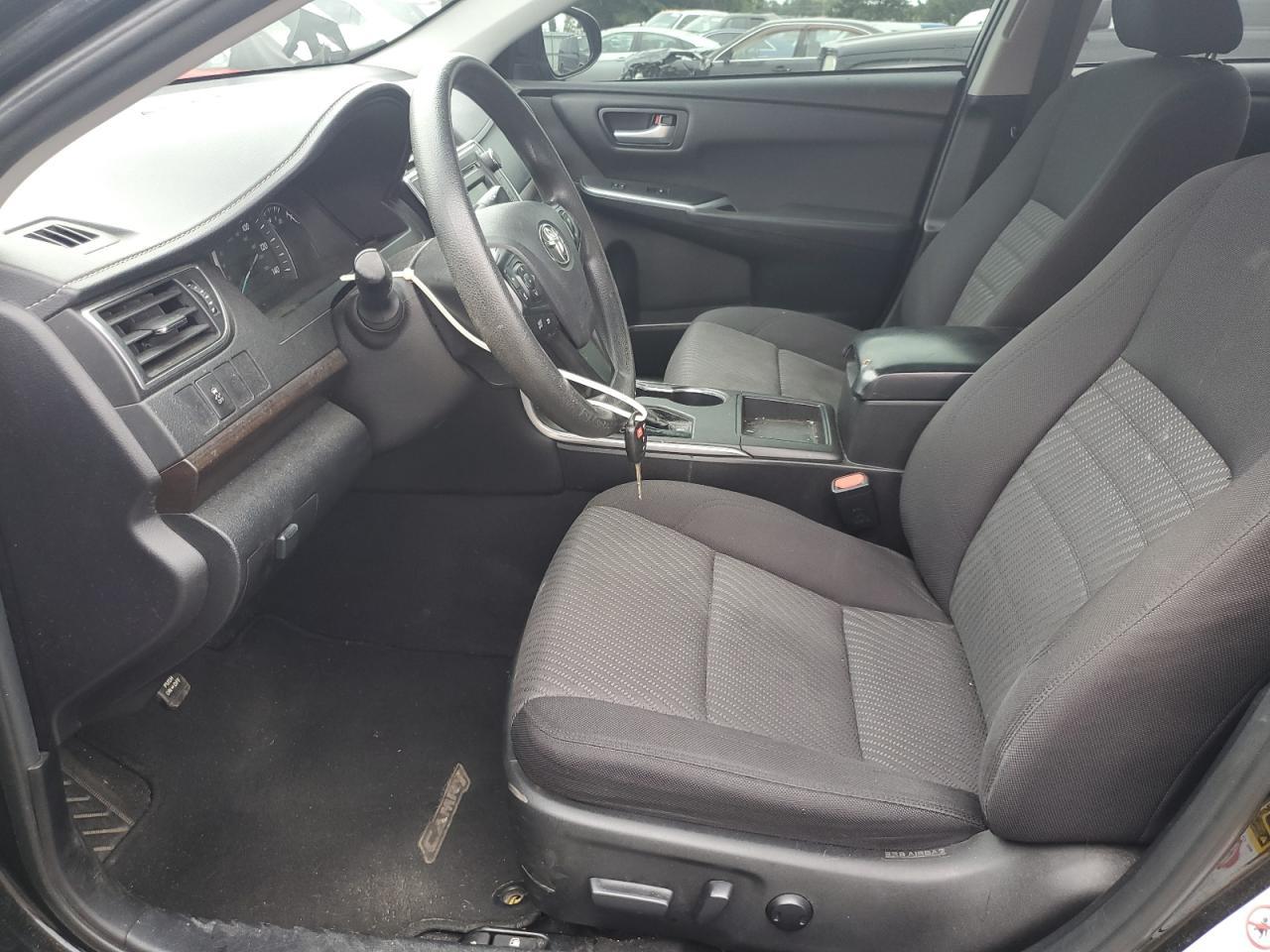 2015 Toyota Camry Le - Фото 7