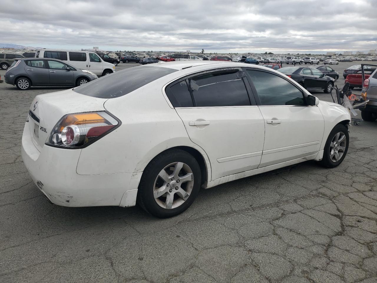2009 Nissan Altima 2.5 - Image 3