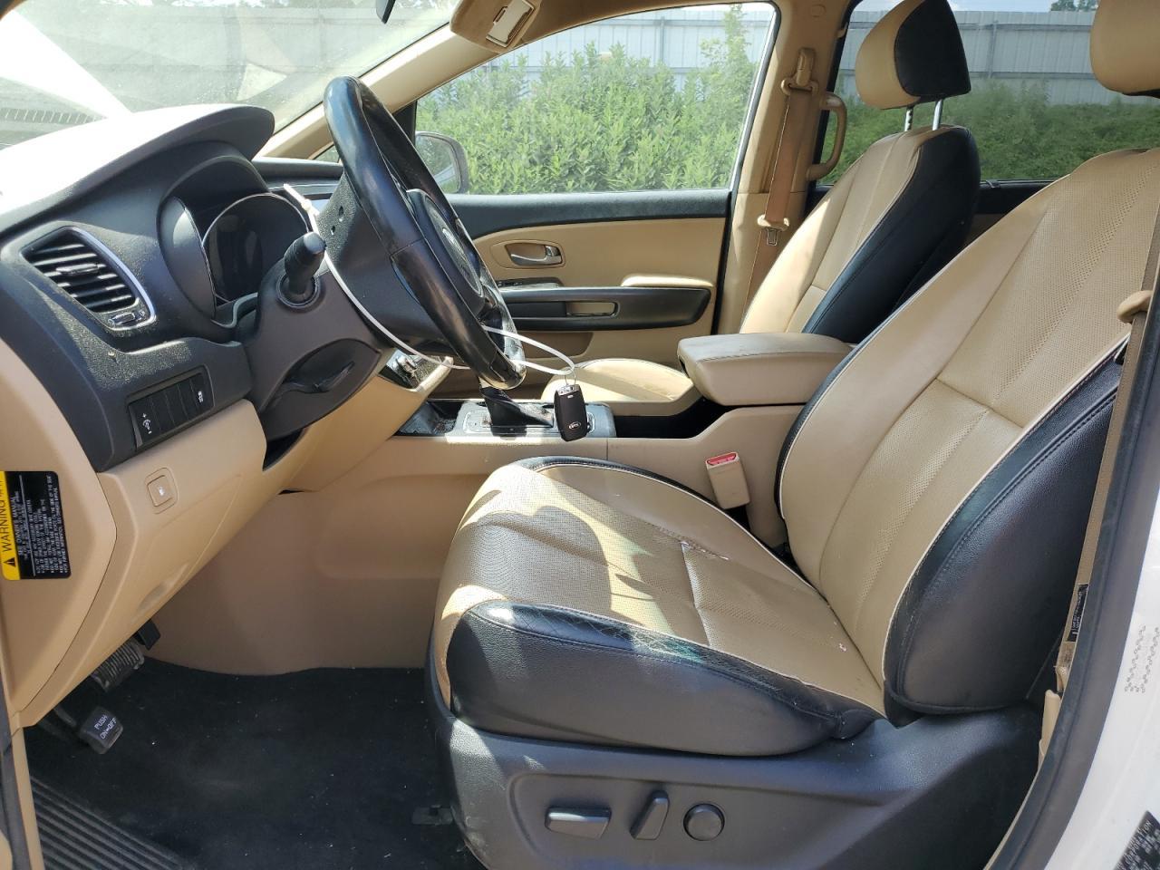 2017 Kia Sedona Lx - Фото 7