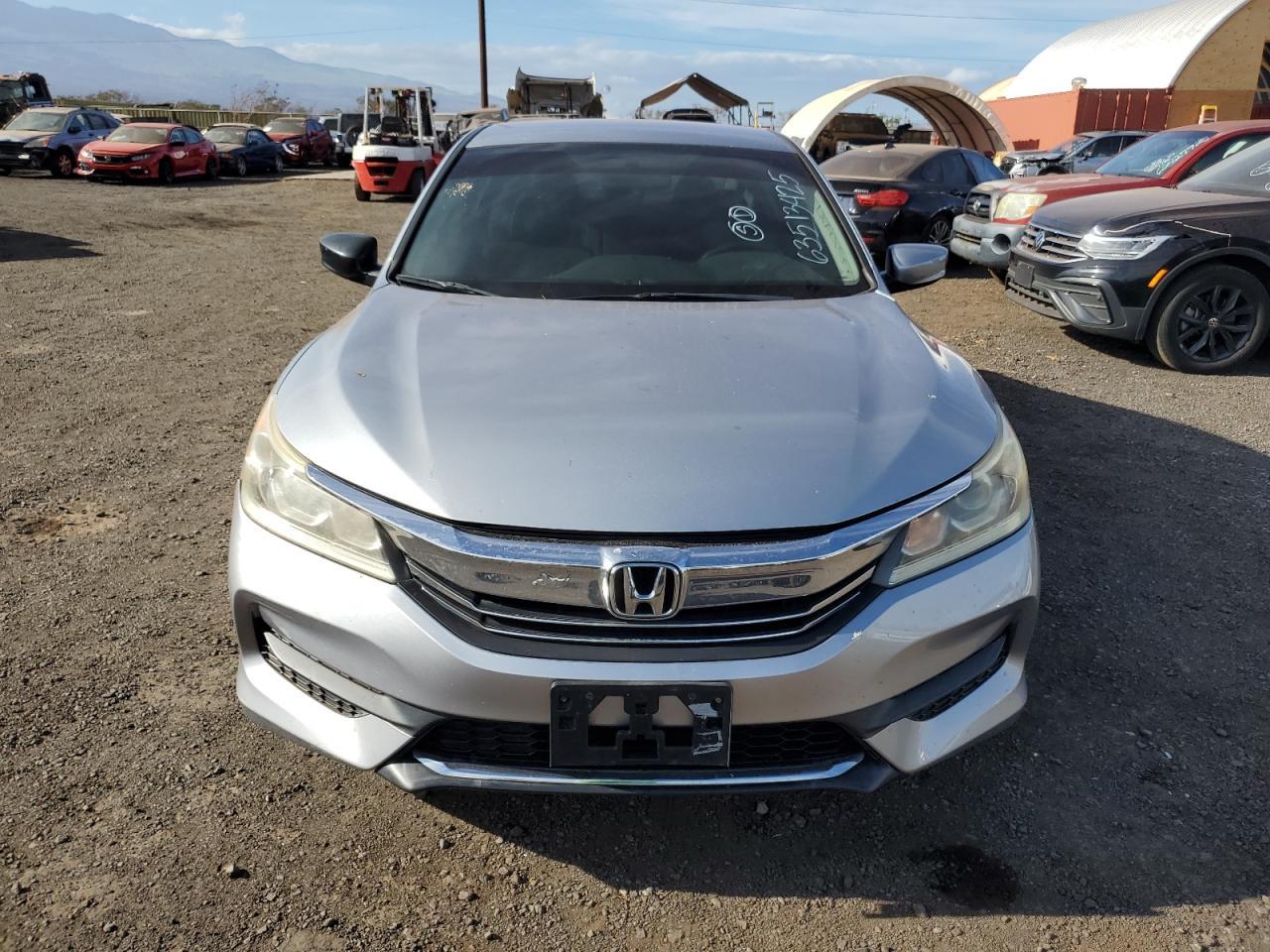 2017 Honda Accord Lx - Фото 5
