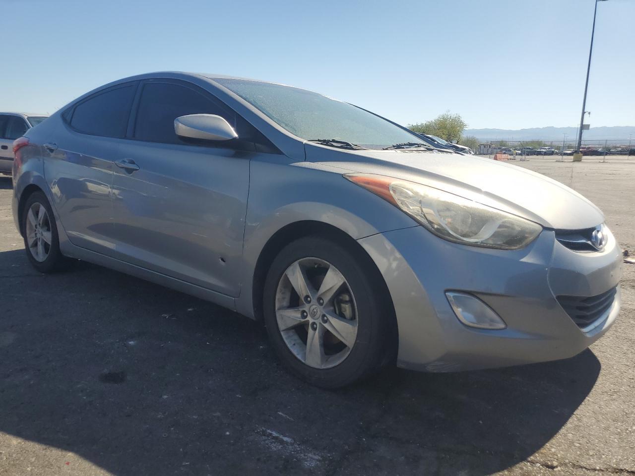 2013 Hyundai Elantra Gls - Фото 4
