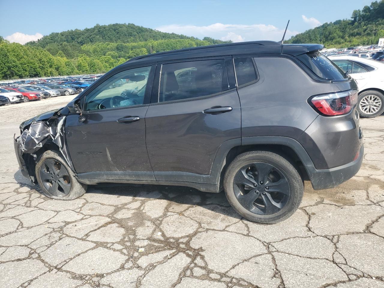 2021 Jeep Compass Latitude - Image 2