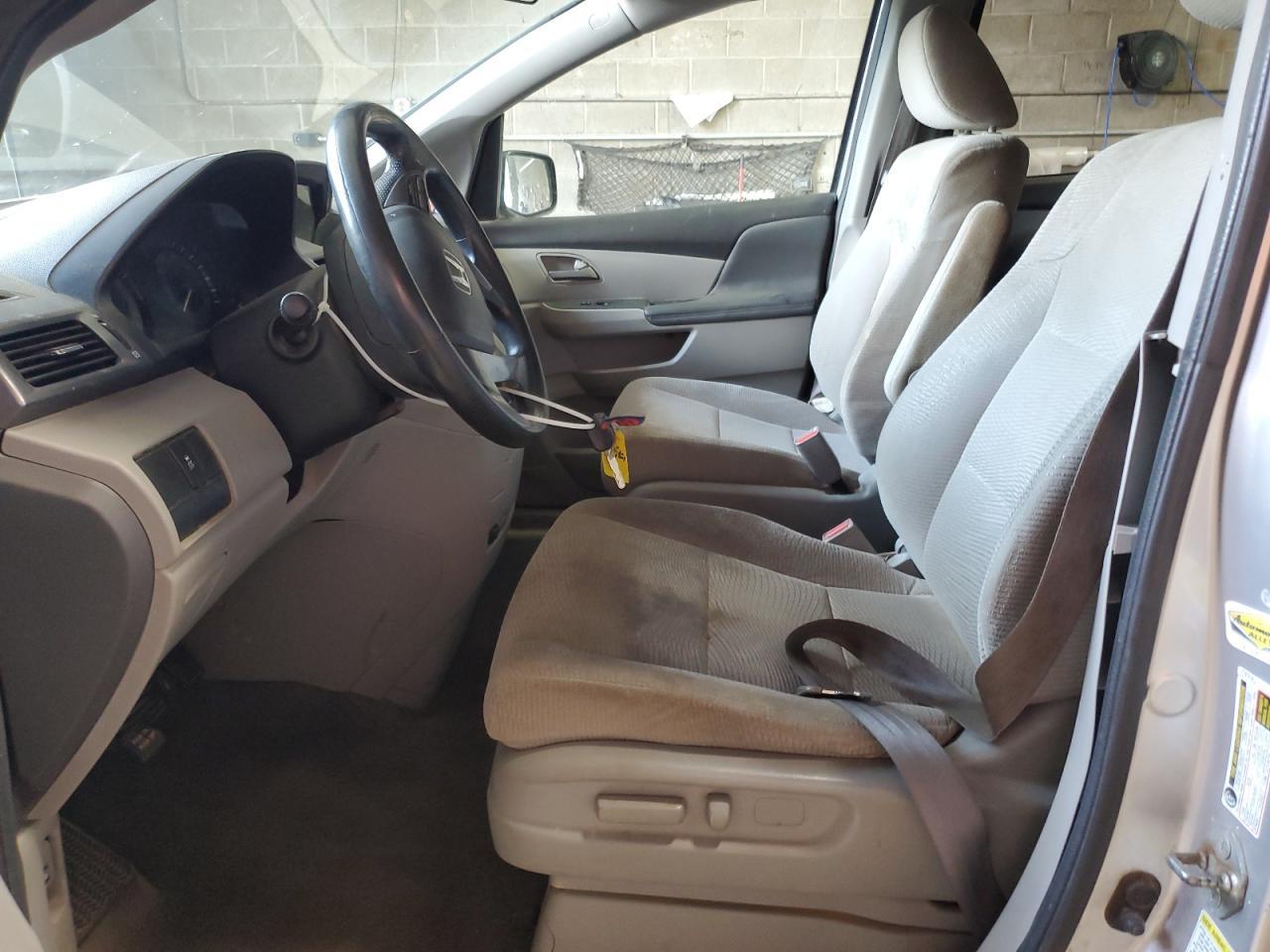 2011 Honda Odyssey Lx - Image 7