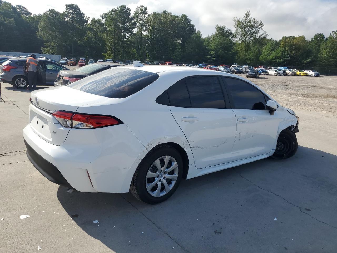 2025 Toyota Corolla Le - Фото 3