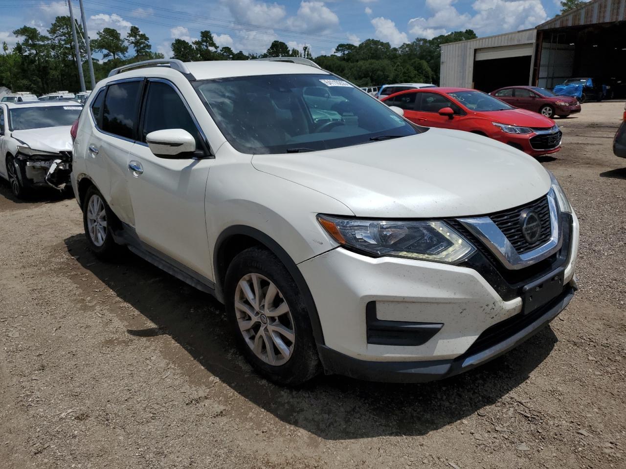 2019 Nissan Rogue S - Image 4