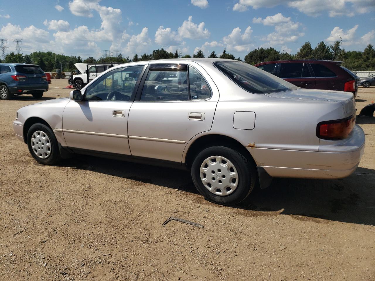 1996 Toyota Camry Dx - Фото 2