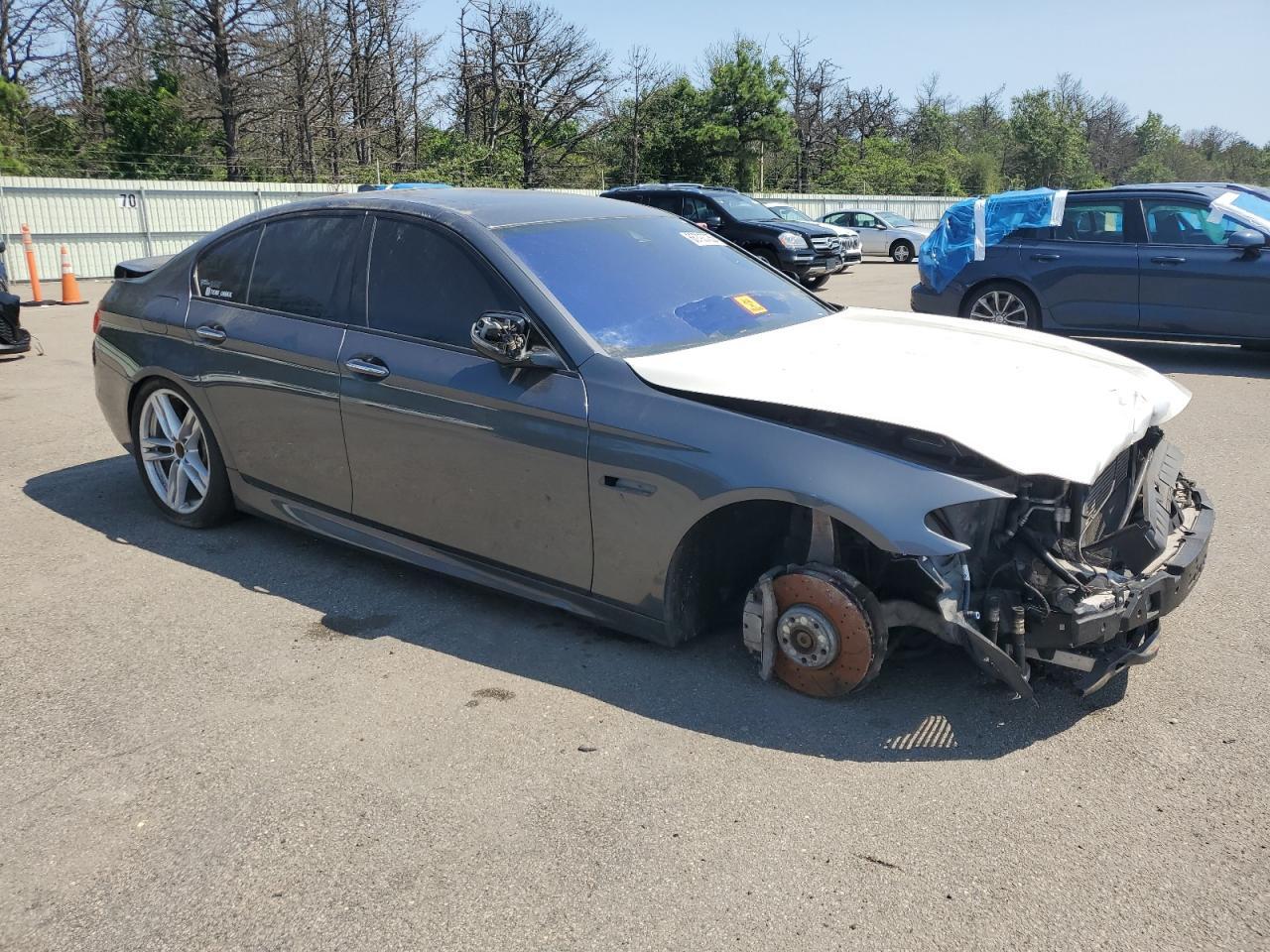 2016 BMW 550 Xi - Фото 4