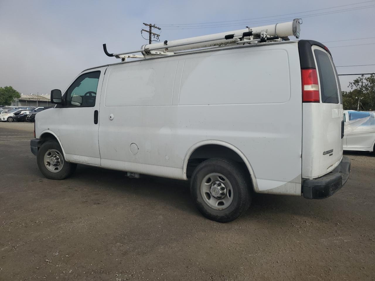 2013 Chevrolet Express G2500 - Фото 2