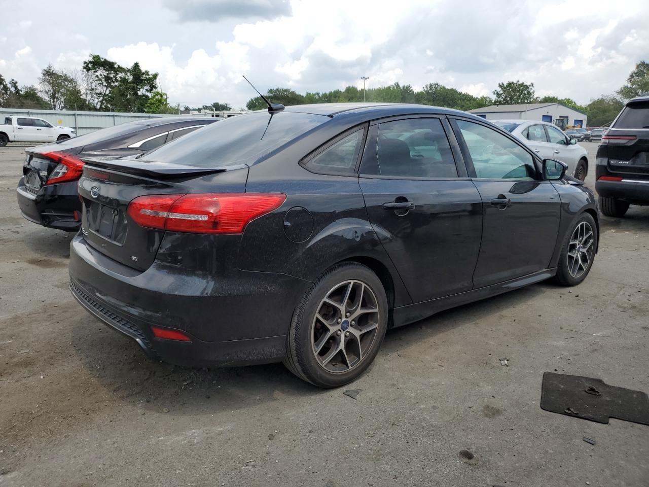 2015 Ford Focus Se - Фото 3