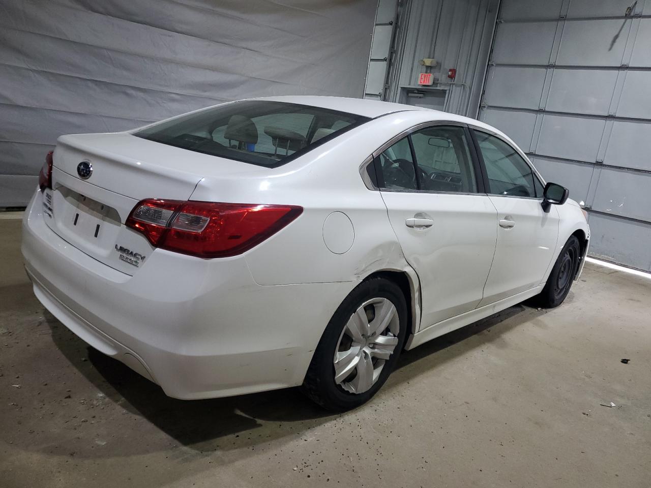 2015 Subaru Legacy 2.5I - Фото 3