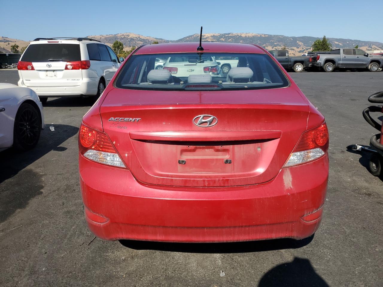 2013 Hyundai Accent Gls - Image 6