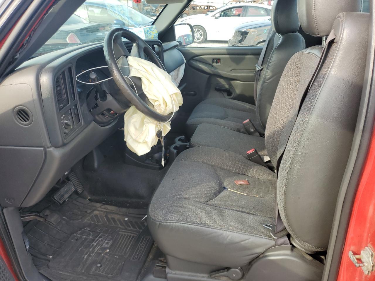 2004 Chevrolet Silverado C1500 - Image 7