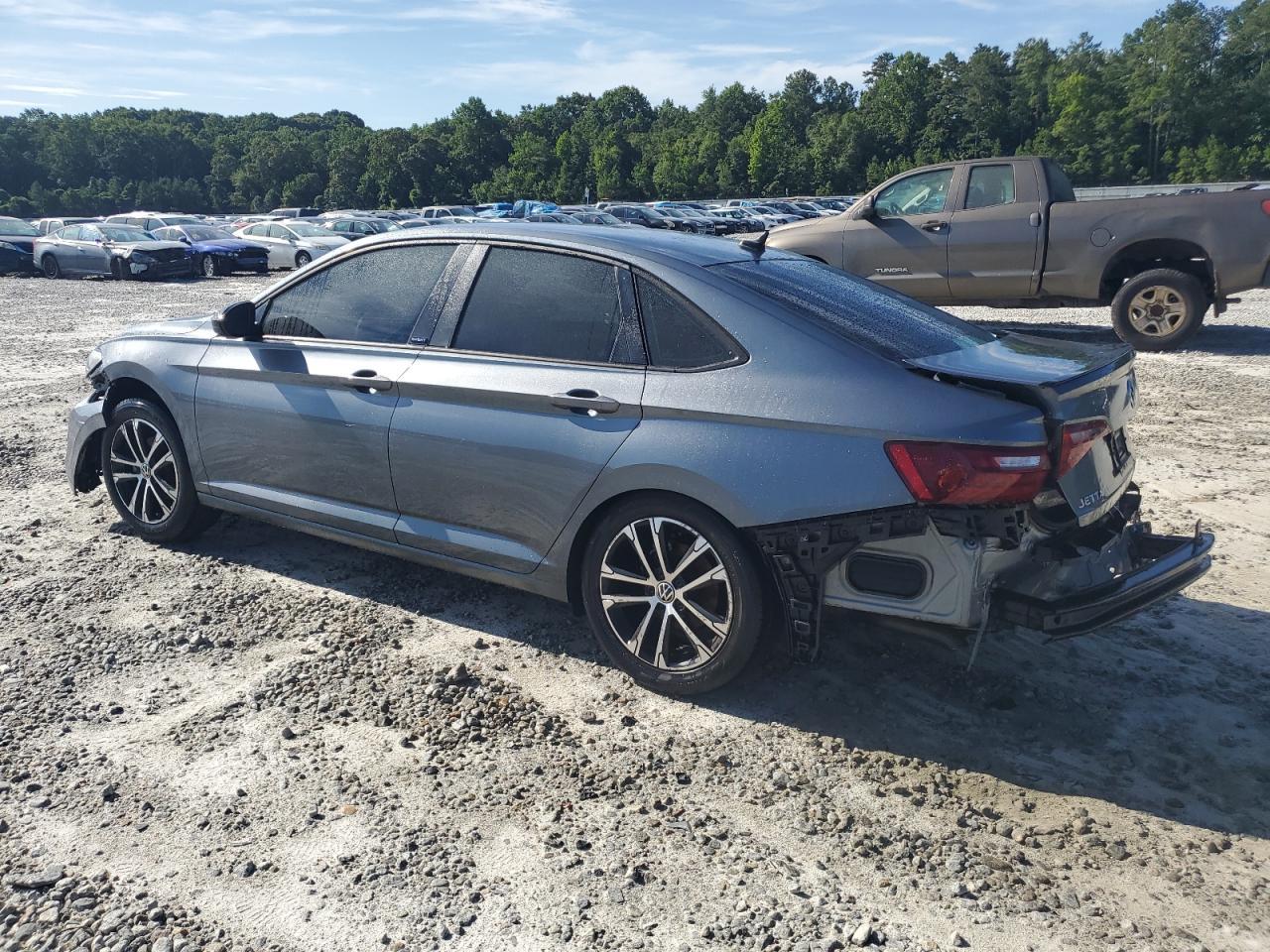 2023 Volkswagen Jetta Sport - Image 2