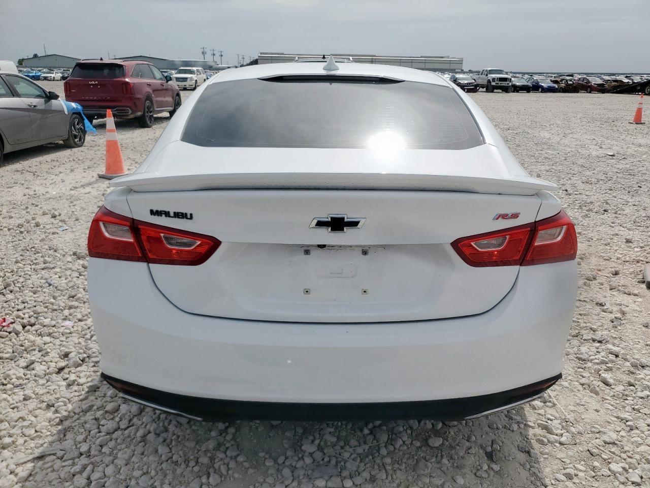 2021 Chevrolet Malibu Rs - Фото 6