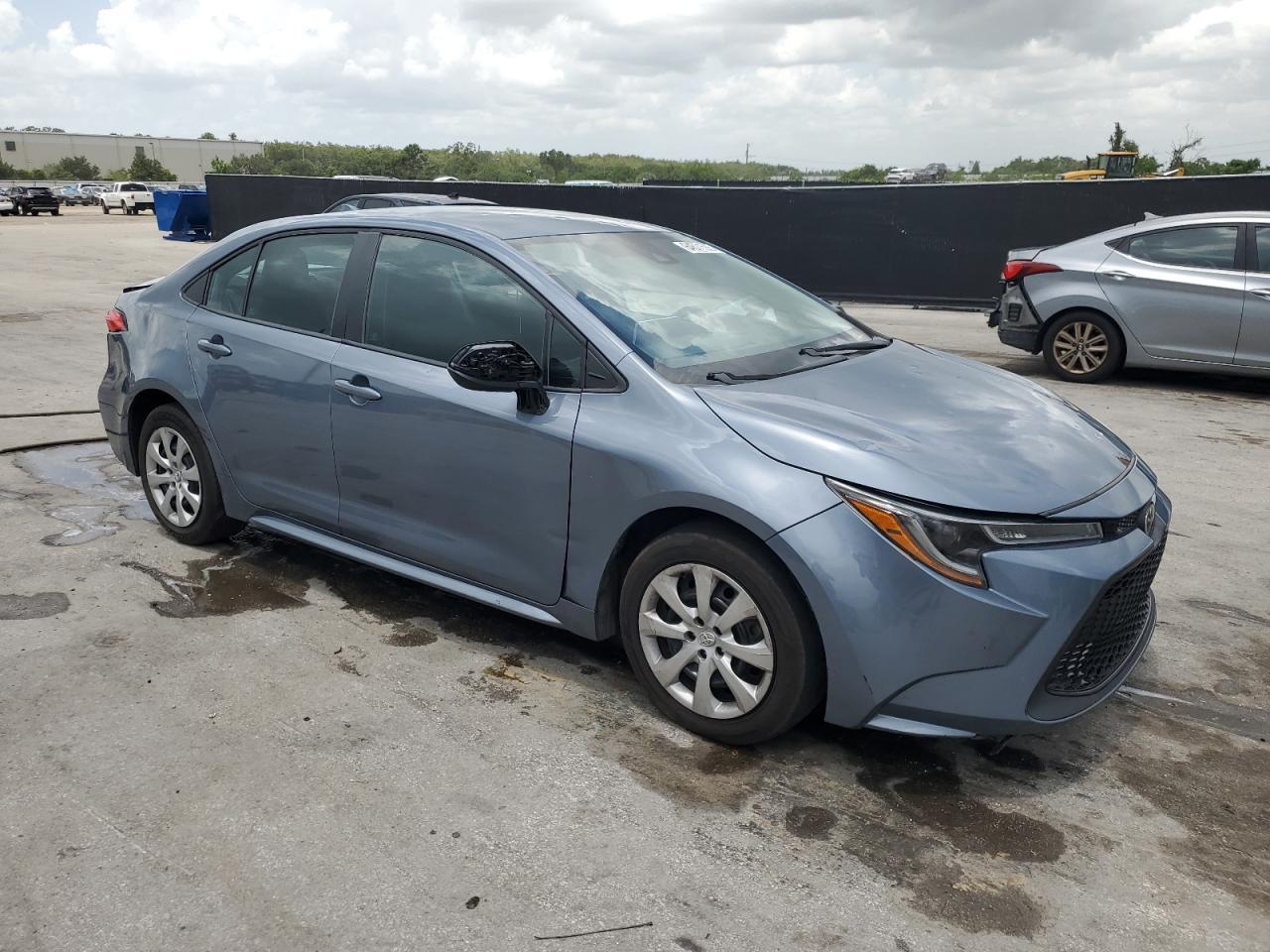 2020 Toyota Corolla Le - Фото 4