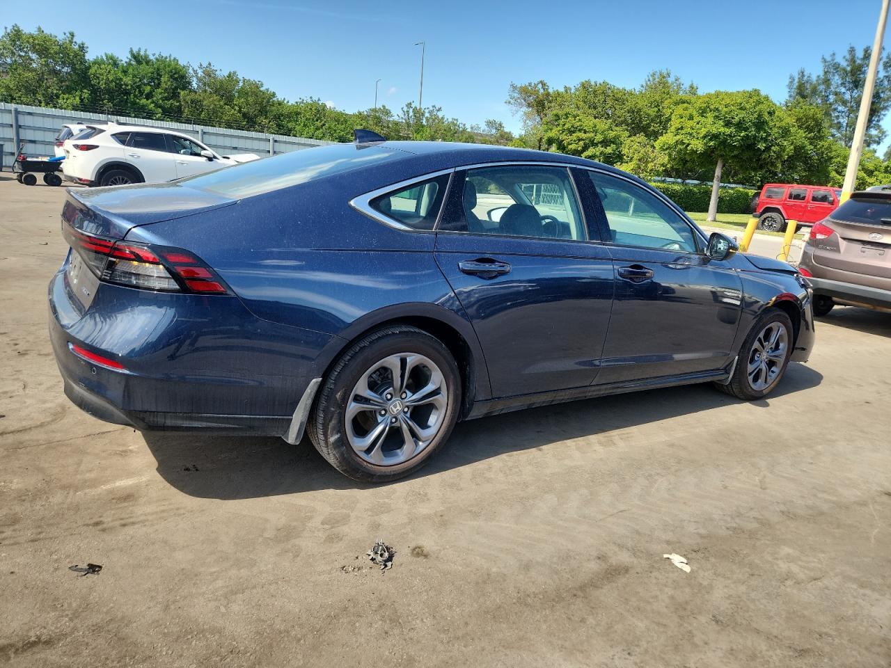 2025 Honda Accord Hybrid Exl - Фото 3