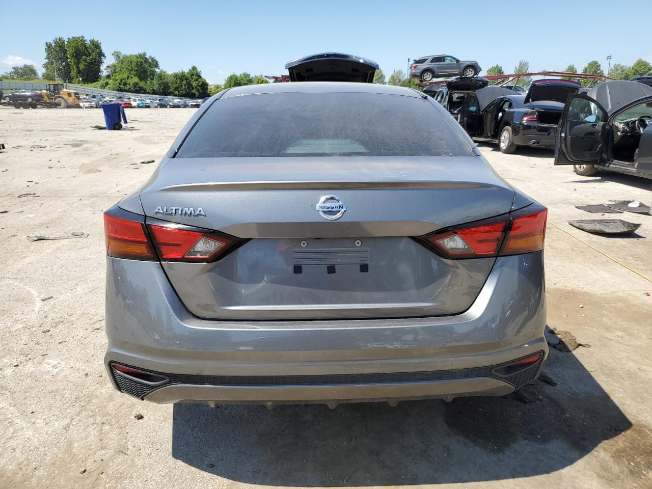 2022 Nissan Altima S - Фото 6