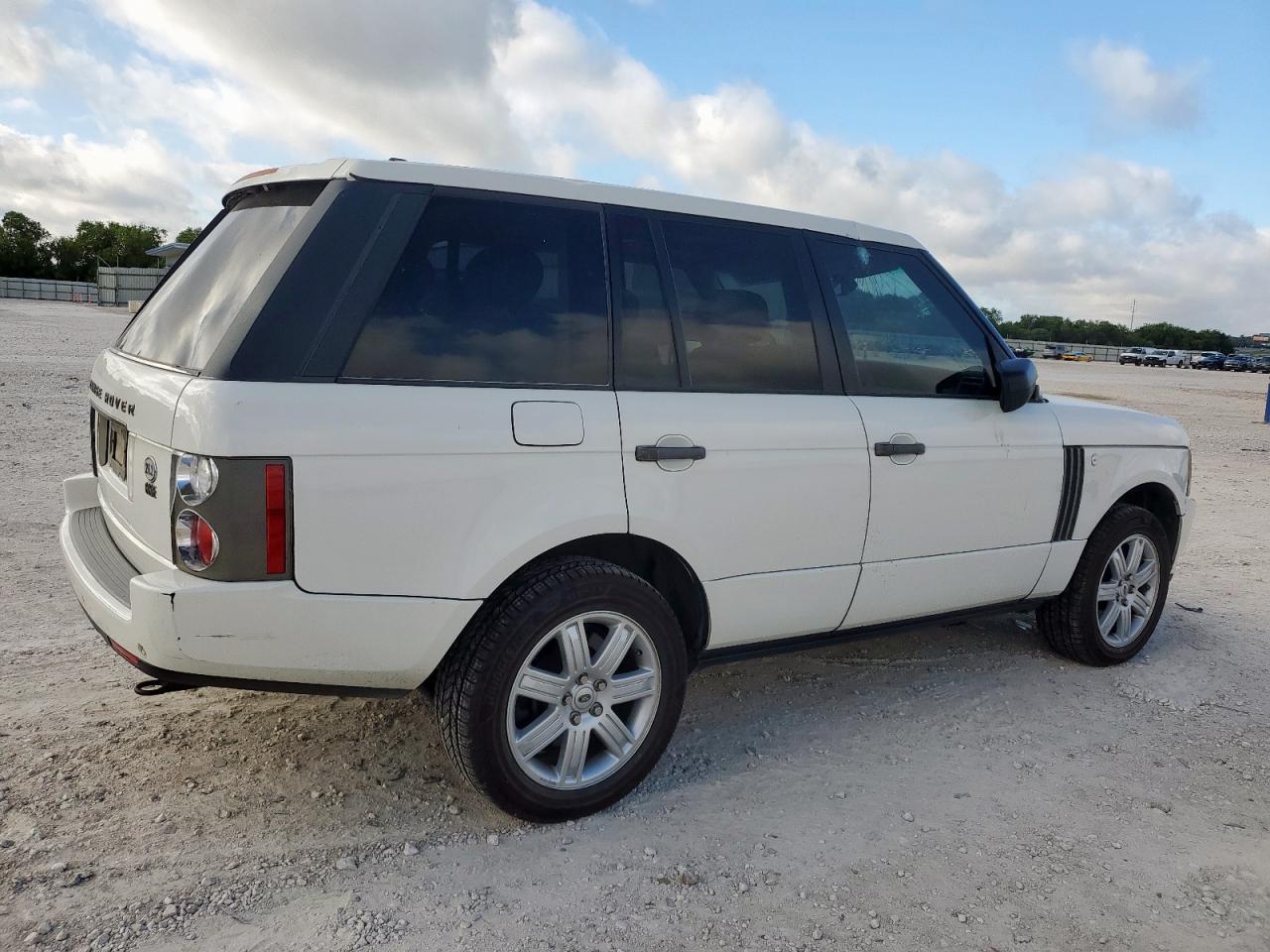 2006 Land Rover Range Rover Hse - Image 3