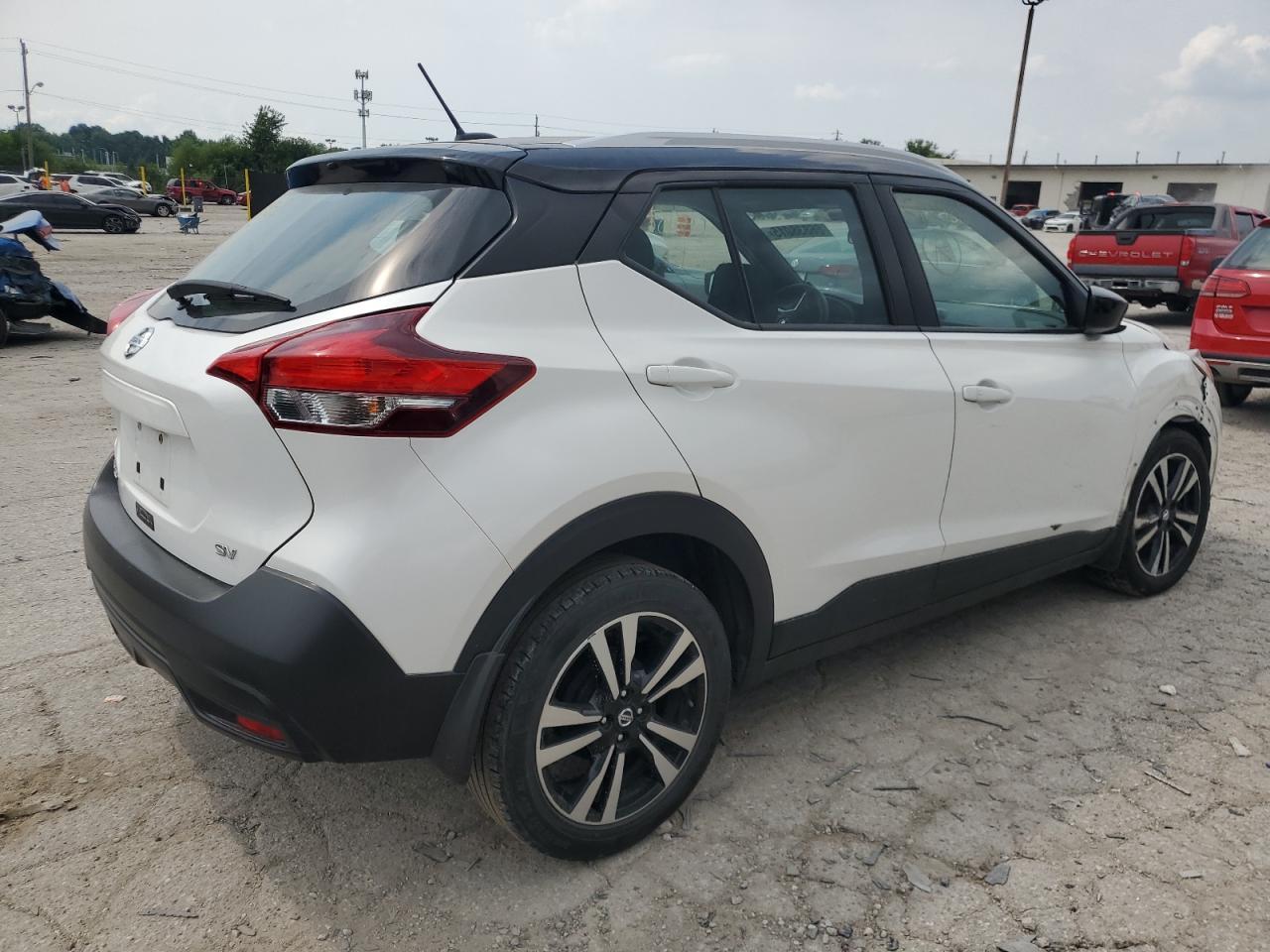 2018 Nissan Kicks S - Фото 3