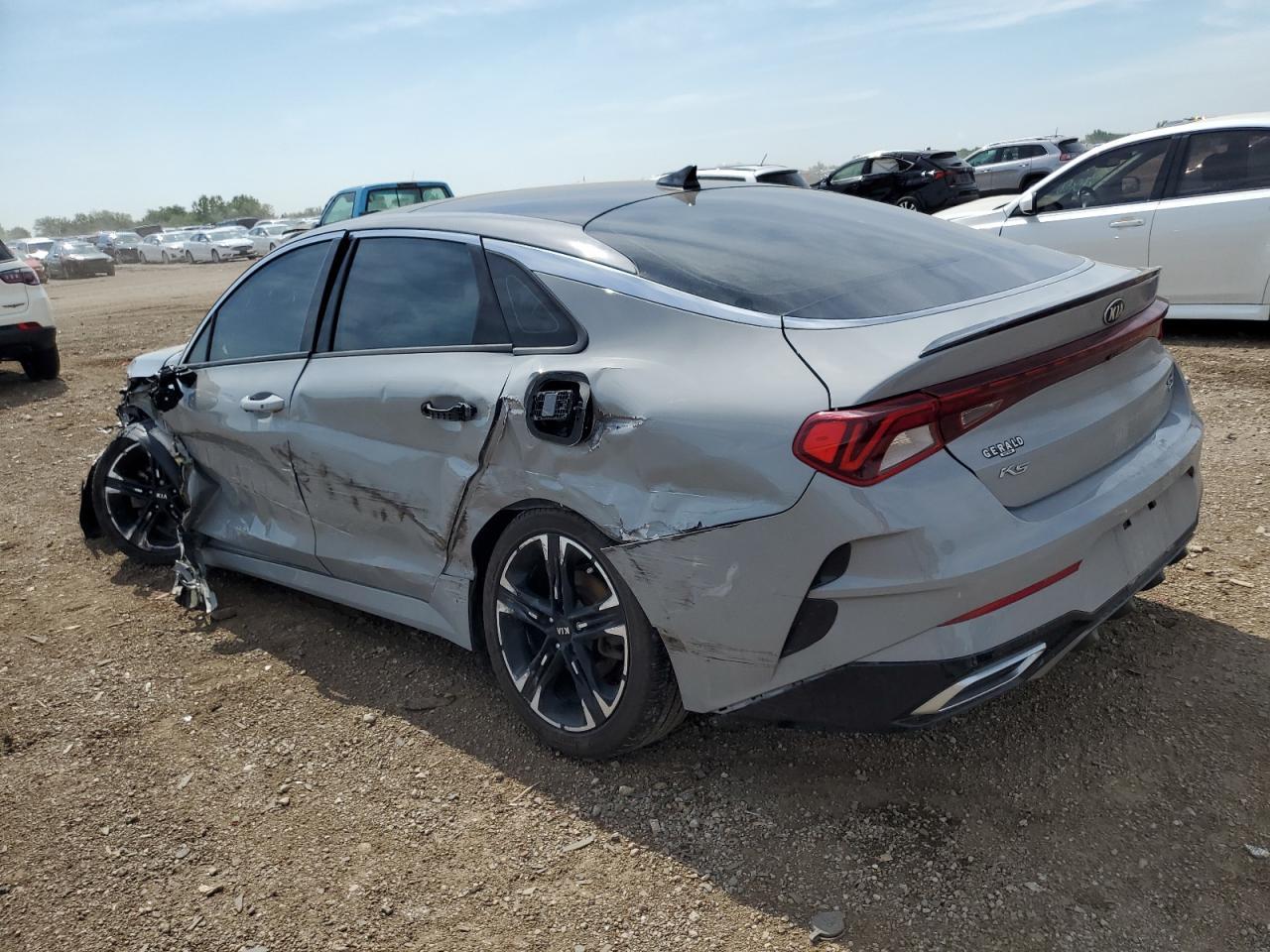 2021 Kia K5 Gt Line - Фото 2