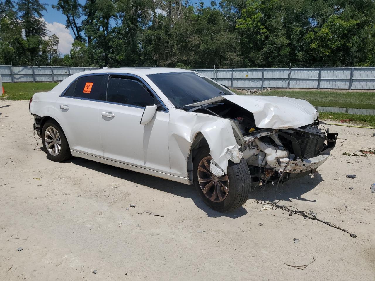 2016 Chrysler 300 Limited - Фото 4