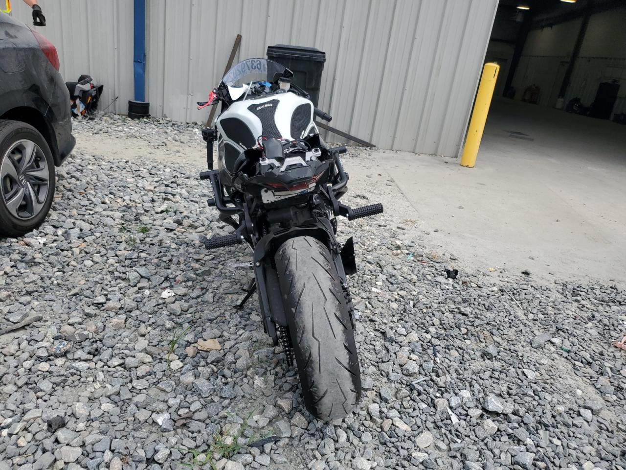 2025 Kawasaki Zx636 K - Фото 4