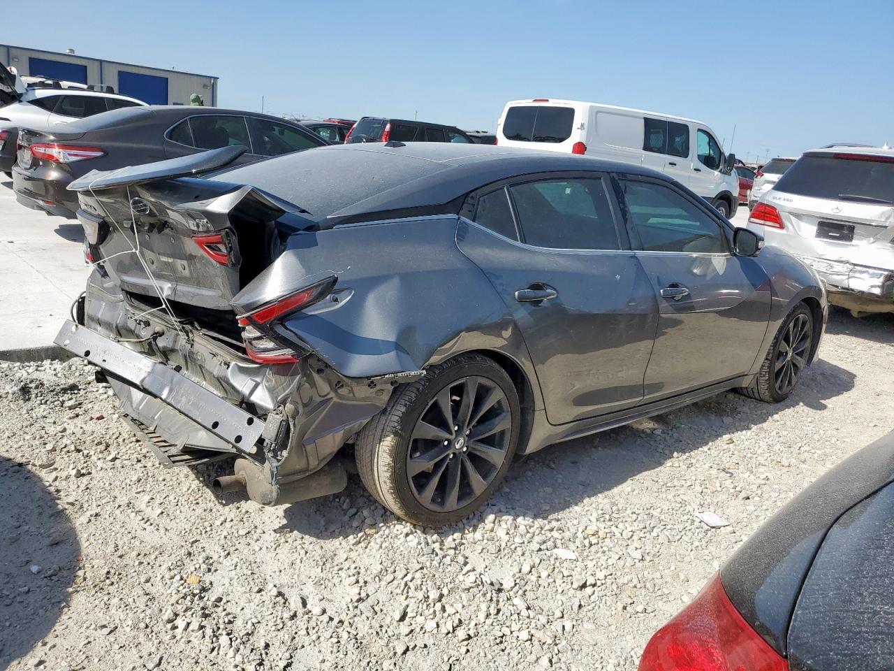 2021 Nissan Maxima Sr - Фото 3