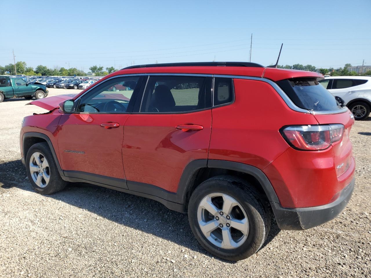 2018 Jeep Compass Latitude - Image 2