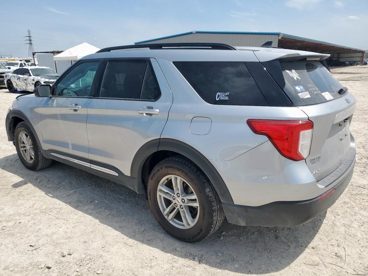 2021 Ford Explorer Xlt - Image 2