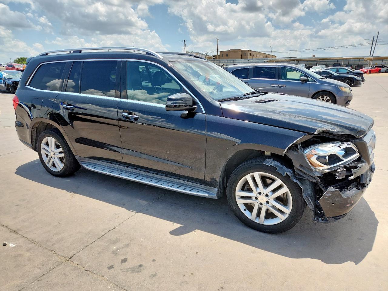 2014 Mercedes-Benz Gl 450 4Matic - Image 4