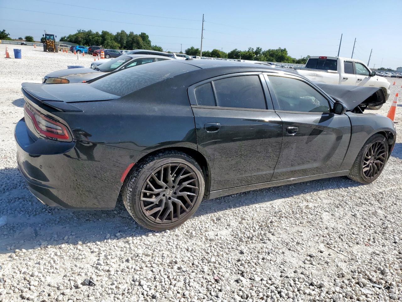 2015 Dodge Charger Se - Image 3