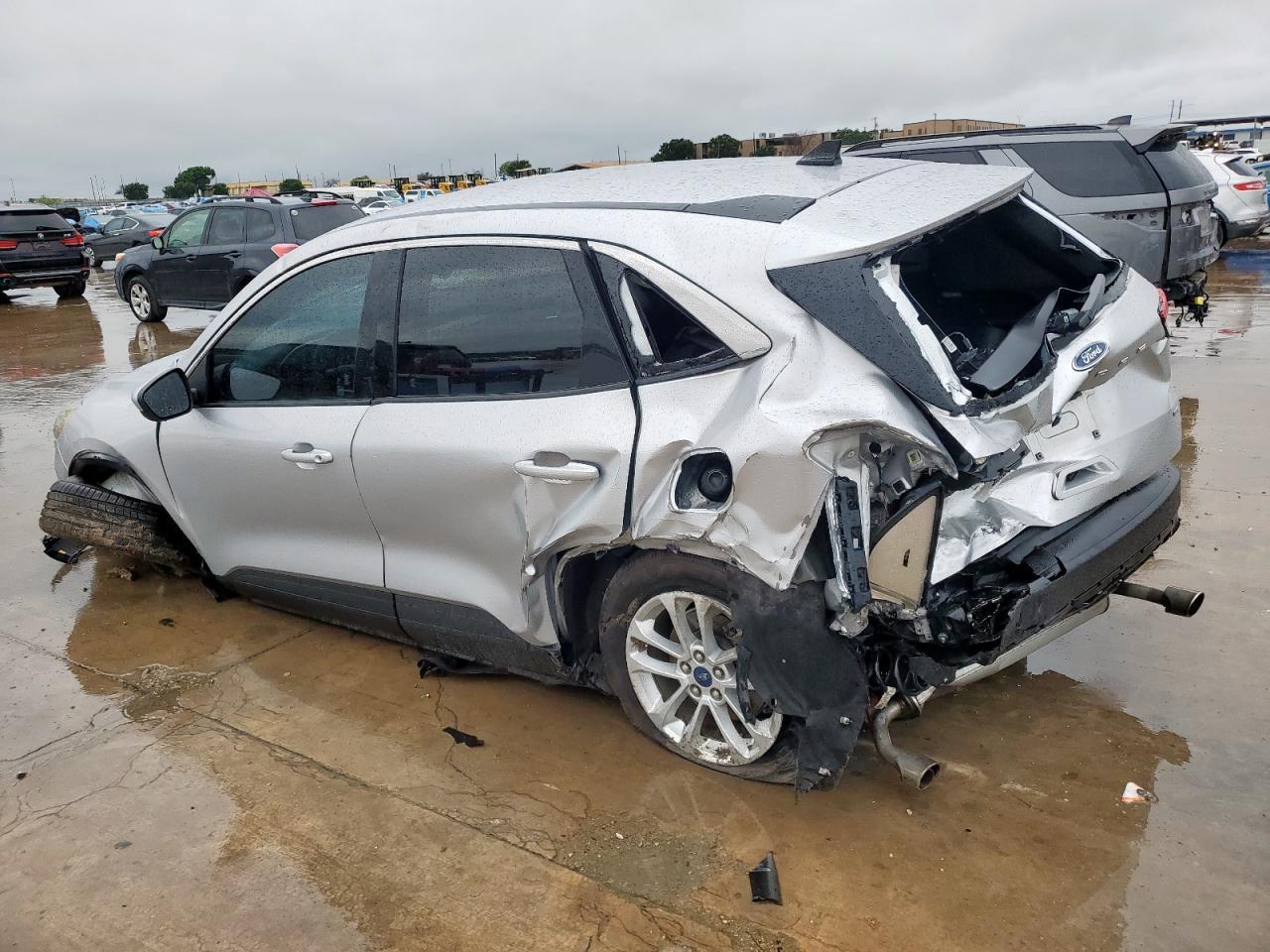 2020 Ford Escape Se - Фото 2