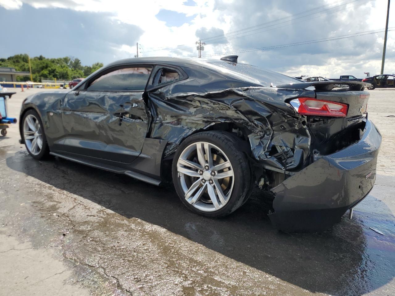 2018 Chevrolet Camaro Ss - Image 2
