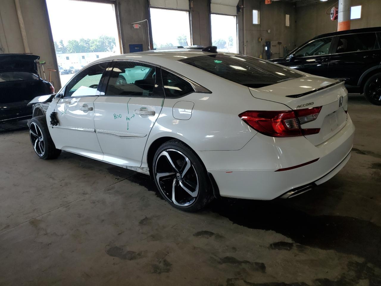 2021 Honda Accord Sport - Фото 2