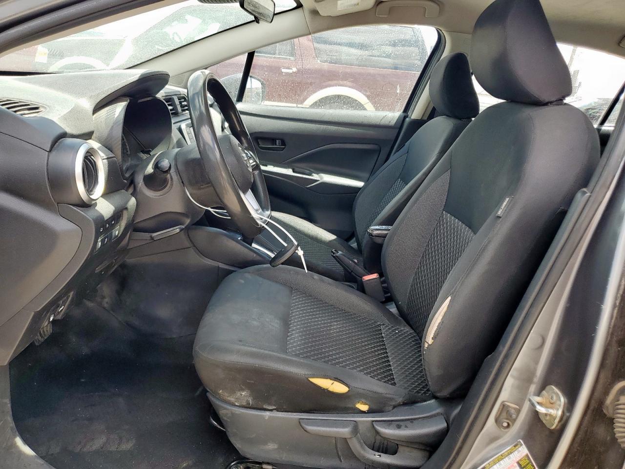 2020 Nissan Versa S - Image 7