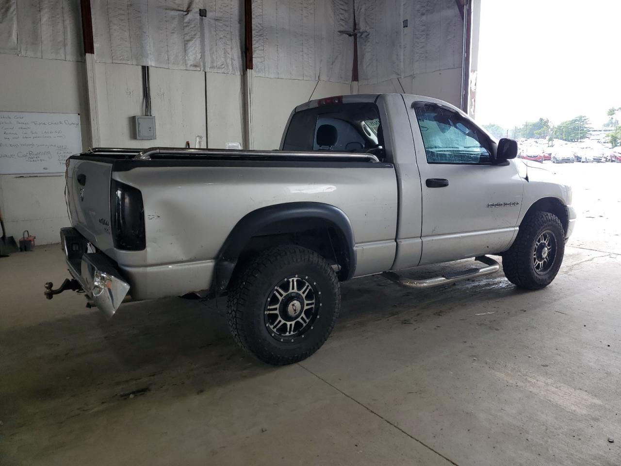 2005 Dodge Ram 1500 St - Фото 3