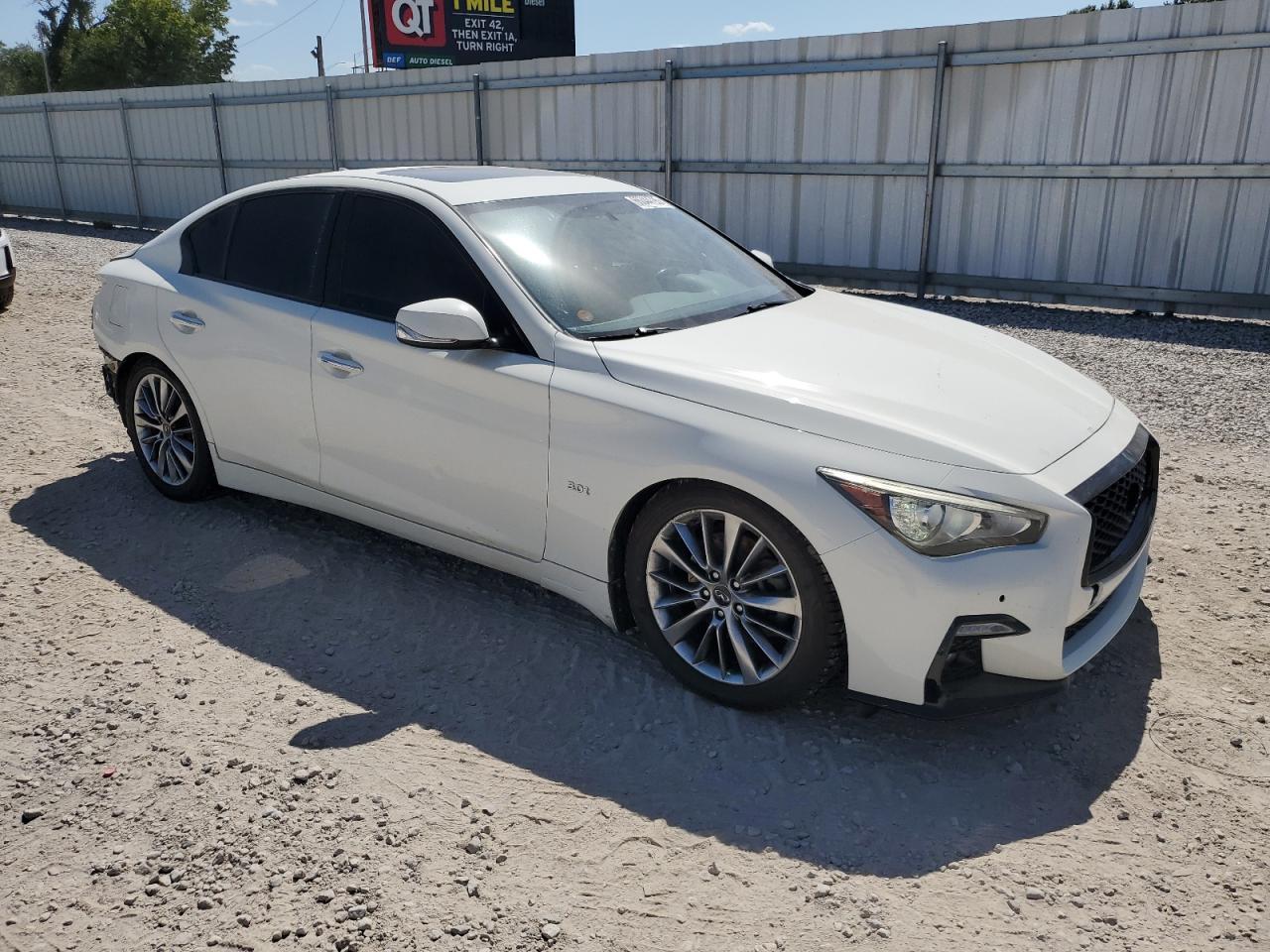 2018 Infiniti Q50 Luxe - Фото 4