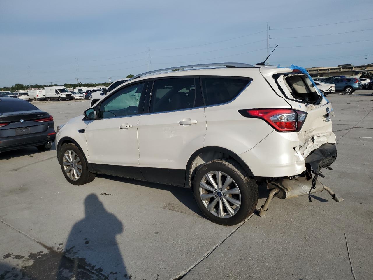 2017 Ford Escape Titanium - Фото 2