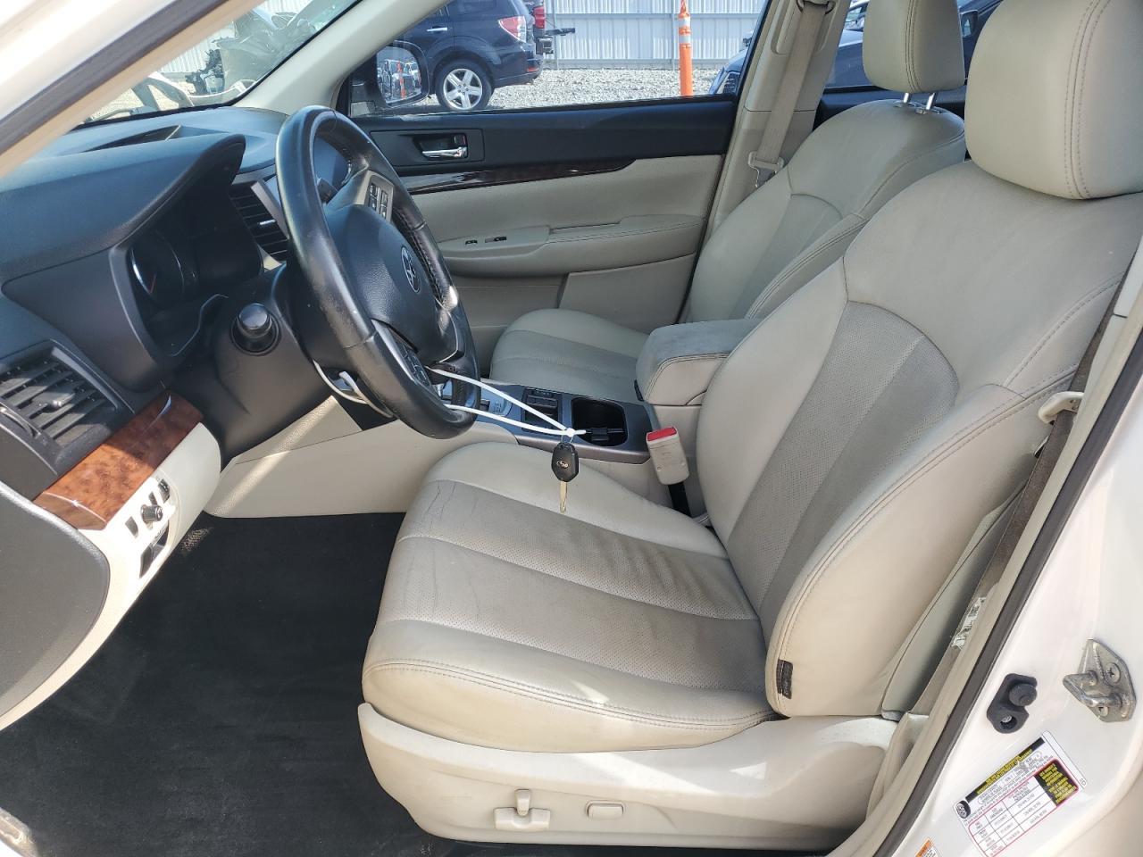 2013 Subaru Legacy 2.5I Limited - Image 7