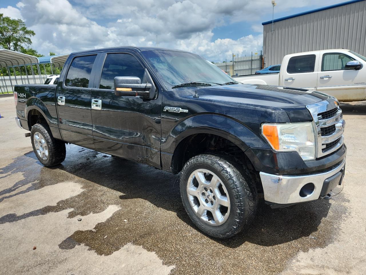 2013 Ford F150 Supercrew - Image 4