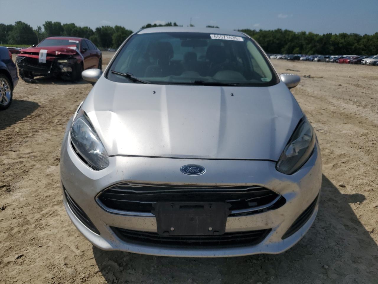 2019 Ford Fiesta S - Фото 5